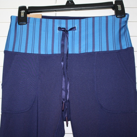 Reebok Women's  Leggings Size S/CH - Picture 4 of 8